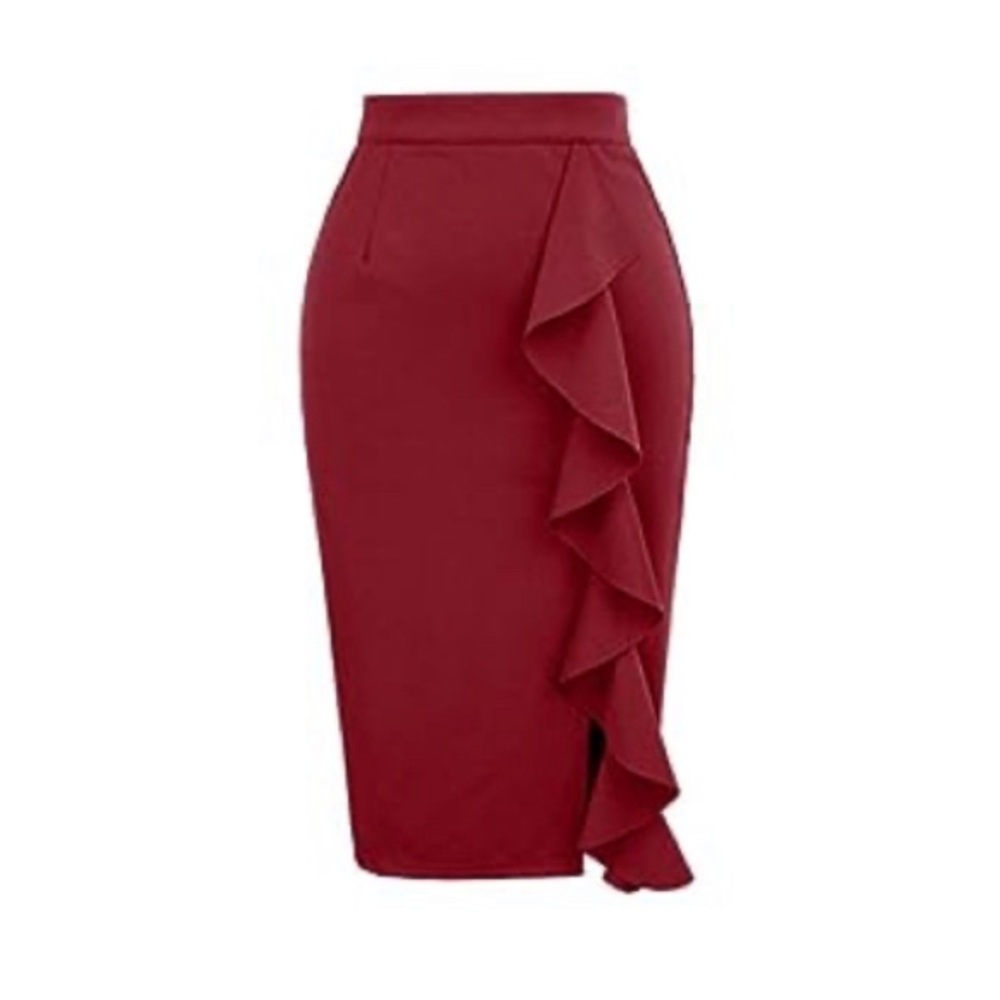 Red ruffle detail pencil skirt ❤️